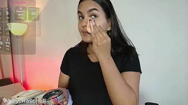 Abby Raschell online show from 01-10-26, 03:02