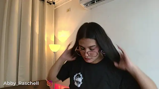 Snapshot of Abby_Raschell chatting on 02-18-26, 04:32 Abby Raschell online show from 02-18-26, 04:32