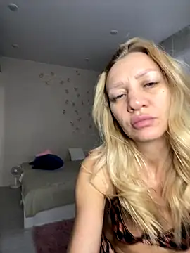 Bellissa  online show from 11-16-25, 07:24