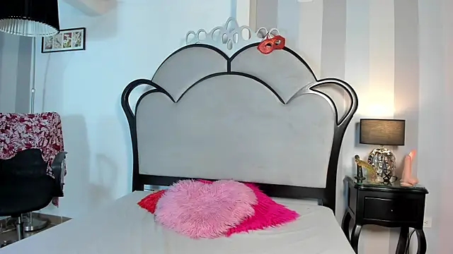 MiaAmore  online show from 07-08-26, 06:08