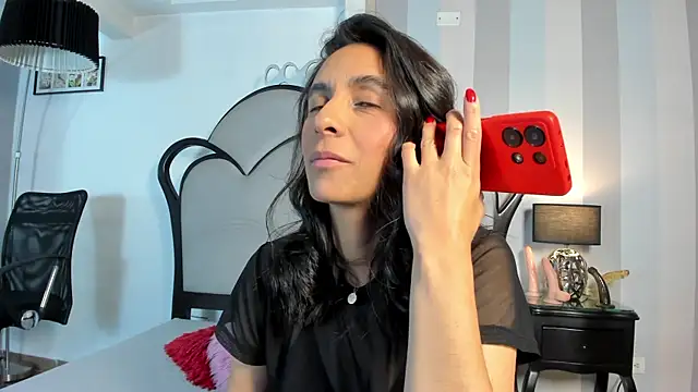 MiaAmore  online show from 07-21-26, 06:20