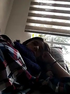 Snapshot of MiaAmore_ chatting on 09-14-25, 03:01 MiaAmore online show from 09-14-25, 03:01