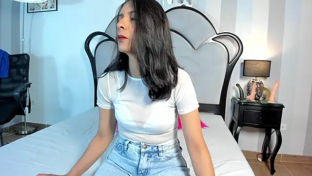 MiaAmore  online show from 07-01-26, 06:52