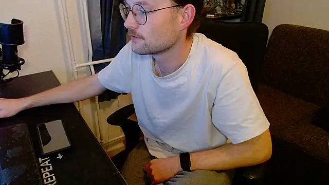 ChefDeLust online show from 11-05-25, 05:49