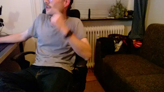 ChefDeLust online show from 11-18-25, 05:49