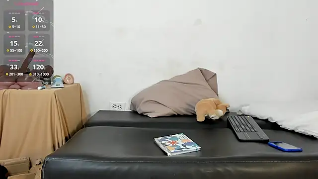 zarek lux online show from 11-26-25, 03:01