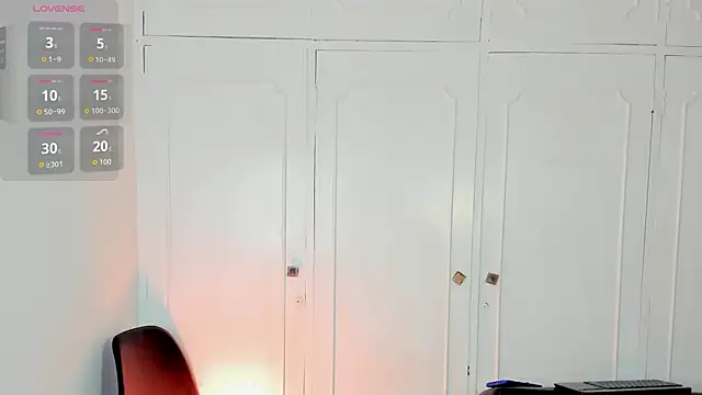 zarek lux online show from 01-10-26, 01:06