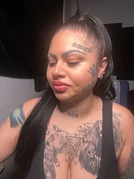 chicanachic13 online show from 10-17-25, 05:44