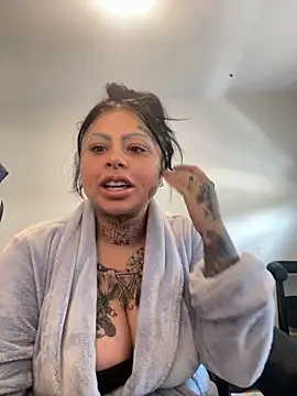 chicanachic13 online show from 09-21-25, 10:37