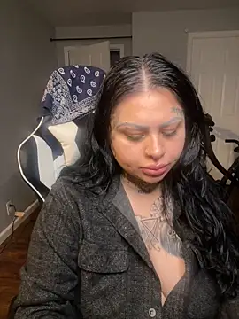 chicanachic13 online show from 10-07-25, 08:26