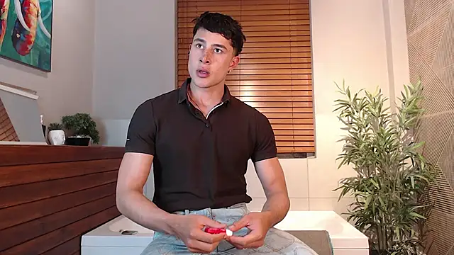 AustinJones  online show from 04-10-26, 07:10