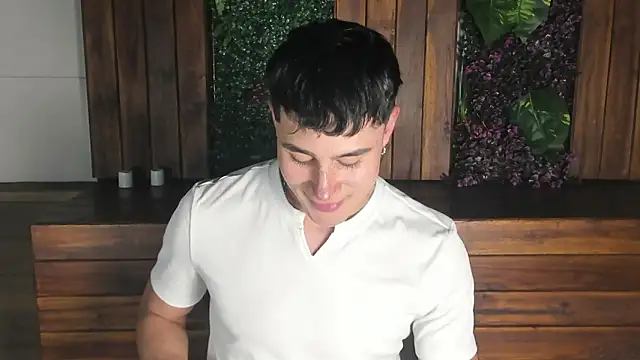 AustinJones  online show from 03-20-26, 07:48