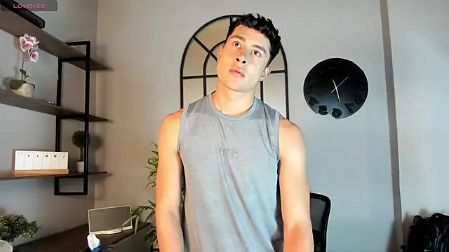 AustinJones  online show from 12-01-25, 05:47