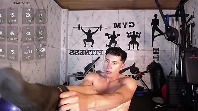 AustinJones  online show from 11-20-25, 08:31