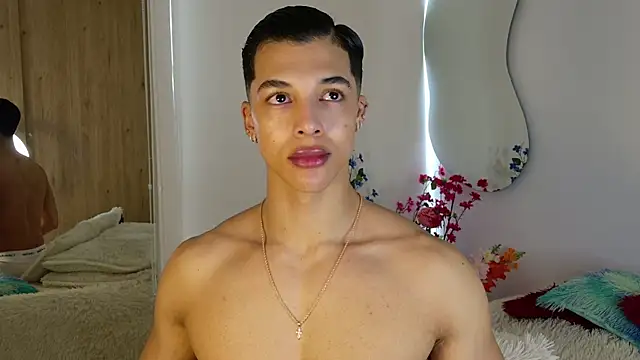 Troye Williams online show from 06-30-26, 02:50
