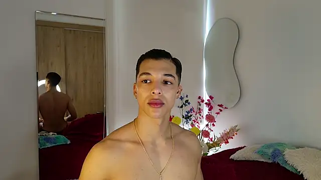 Troye Williams online show from 05-05-26, 02:31