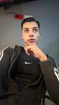 Troye Williams online show from 03-30-26, 11:28