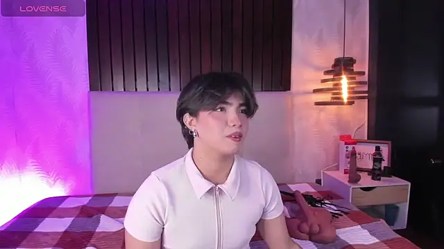 Creamy Angelo online show from 11-02-25, 08:47