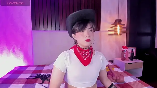 Creamy Angelo online show from 10-30-25, 08:28