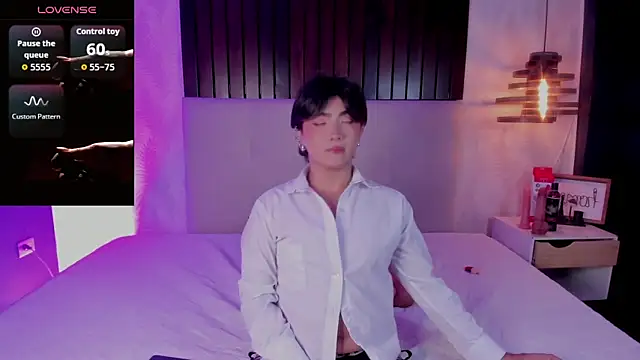 Creamy Angelo online show from 11-11-25, 08:25