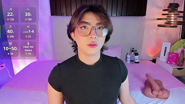 Creamy Angelo online show from 02-19-26, 01:08