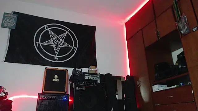 Snapshot of Diego__Barbarie__ chatting on 05-15-26, 10:52 Diego Barbarie online show from 05-15-26, 10:52