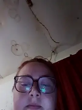 Snapshot of XEmoxkittyx chatting on 02-07-26, 05:15 XEmoxkittyx online show from 02-07-26, 05:15