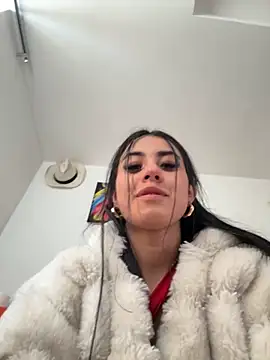 Victoria alson online show from 11-23-25, 03:33