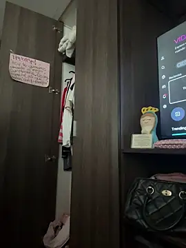 Victoria alson online show from 01-07-26, 01:05