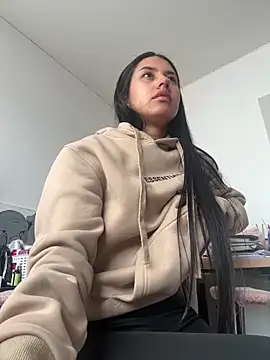 Victoria alson online show from 04-12-26, 05:38