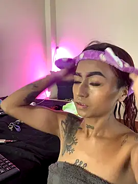 Dirty isabella18 online show from 09-21-25, 05:07