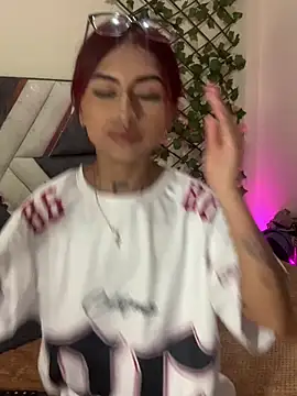 Dirty isabella18 online show from 12-20-25, 08:01