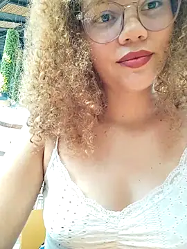 SirenRouge 69 online show from 11-21-25, 07:57