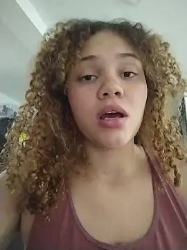 SirenRouge 69 online show from 03-06-26, 09:21