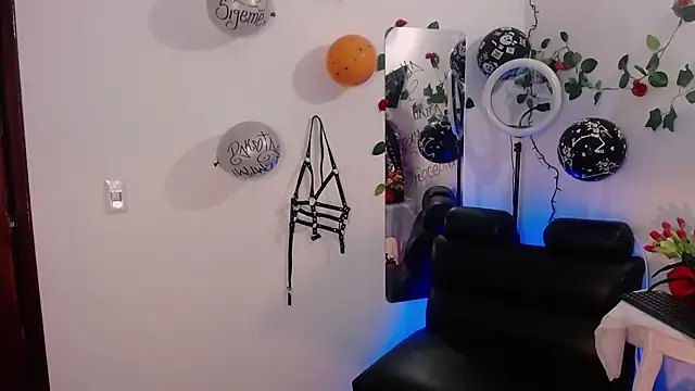 Dakota ro online show from 10-27-25, 07:59