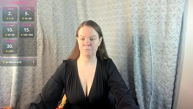 MiaLores online show from 01-12-26, 09:05