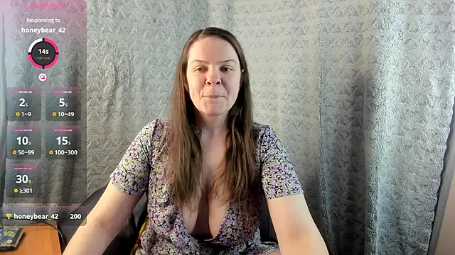 MiaLores online show from 03-25-26, 09:08