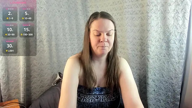 MiaLores online show from 03-10-26, 09:13