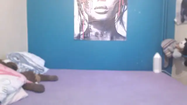 Snapshot of NADINNNE chatting on 02-27-26, 01:00 NADINNNE online show from 02-27-26, 01:00