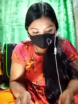 Snapshot of Mistompa24 chatting on 02-11-26, 04:07 Mistompa24 online show from 02-11-26, 04:07