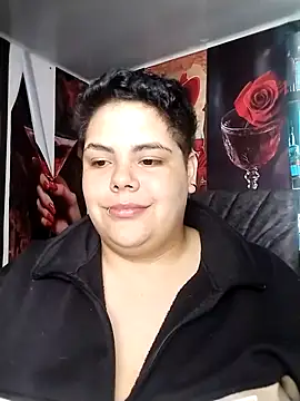 Snapshot of Hailey_Curvy chatting on 02-25-26, 01:00 Hailey Curvy online show from 02-25-26, 01:00