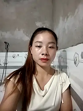 Snapshot of milo123-xx chatting on 10-04-25, 03:46 milo123-xx online show from 10-04-25, 03:46
