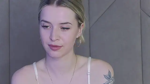 Touch me online show from 10-01-25, 03:49