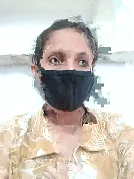 Snapshot of Anchalcut chatting on 10-25-25, 01:05 Anchalcut online show from 10-25-25, 01:05
