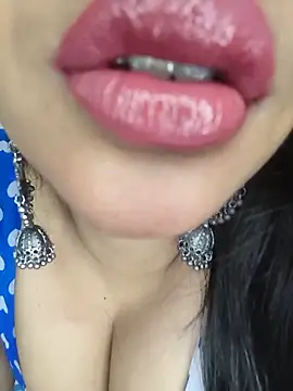Cute merry01 online show from 05-17-26, 05:18