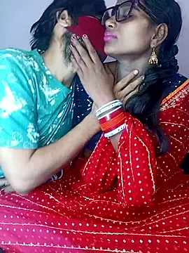 Snapshot of Mohini_Josh069 chatting on 09-10-25, 02:54 Mohini Josh069 online show from 09-10-25, 02:54