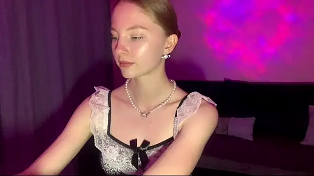 BrightAnnie online show from 09-09-25, 06:39