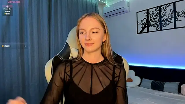 BrightAnnie online show from 11-19-25, 03:12