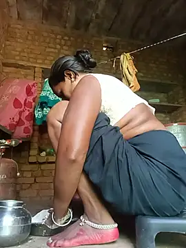 cute diya 12 online show from 06-28-26, 03:13