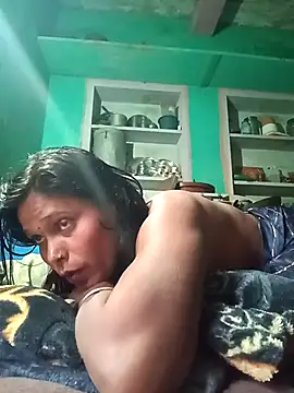 cute diya 12 online show from 10-29-25, 01:48